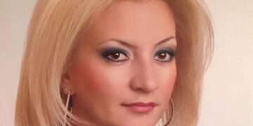 Τον Οκτώβρη κλείνουμε τον κύκλο των χαμένων ευκαιριών. Της Νικολέττας Μπουμπόναρη