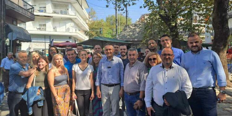 Στη λαϊκή αγορά της Κοζάνης ο Περιφερειάρχης Δυτικής Μακεδονίας και εκ νέου υποψήφιος Γιώργος Κασαπίδης