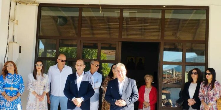 Ο Αγιασμός στο Γυμνάσιο Γαλατινής- Το μήνυμα του διευθυντή Νίκου Κατσαούνη