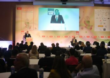 Κωνσταντινίδης