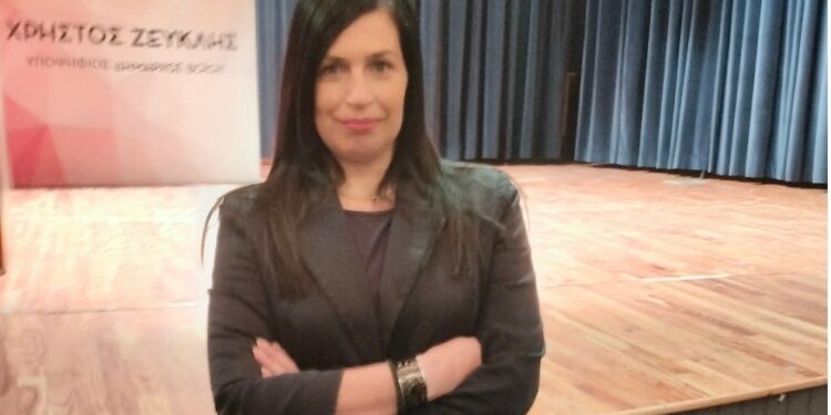 Η Αντιγόνη Δαιναβα υποψήφια Δημοτική Σύμβουλος, στη χθεσινή παρουσίαση του συνδυασμού