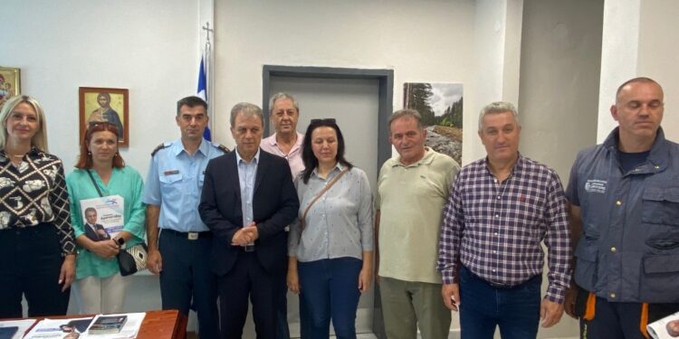 Ο Γιώργος Αμανατίδης και η ¨Συμμαχία για την Ανάπτυξη¨ στους φορείς και τις υπηρεσίες των Γρενενών. Συναντήσεις και με τον επιχειρηματικό κόσμο