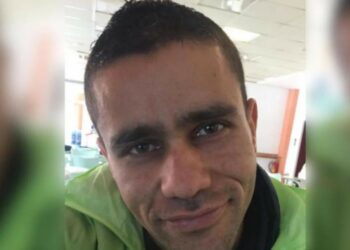 αντωνης, λιμανι πειραια