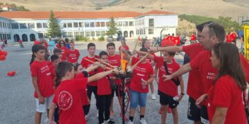 Σιάτιστα: Η φλόγα της Αγάπης μετέδωσε το μήνυμα της εθελοντικής αιμοδοσίας.  Βίντεο και φωτογραφίες