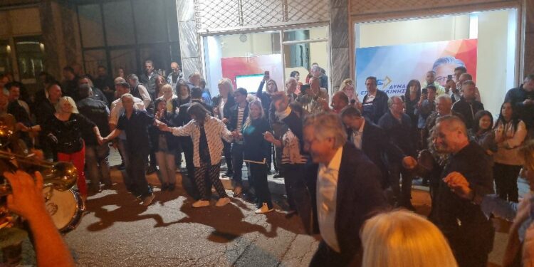 Σιάτιστα: Πήραν τα όργανα στο Ζευκλή.  Βίντεο