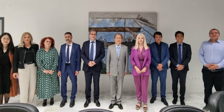 Επίσκεψη του Πρέσβη της Κίνας στο Πανεπιστήμιο Δυτικής Μακεδονίας για την ενίσχυση των ακαδημαϊκών συνεργασιών