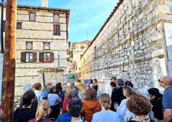 Με μεγάλη επιτυχία πραγματοποιήθηκε το διήμερο ξεναγήσεων στις ιστορικές συνοικίες της πόλης της Καστοριάς