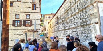 Με μεγάλη επιτυχία πραγματοποιήθηκε το διήμερο ξεναγήσεων στις ιστορικές συνοικίες της πόλης της Καστοριάς