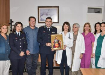 Αντιπροσωπεία αστυνομικών των Υπηρεσιών της Γενικής Περιφερειακής Αστυνομικής Διεύθυνσης Δυτικής Μακεδονίας επισκέφθηκε τα Γενικά Νοσοκομεία