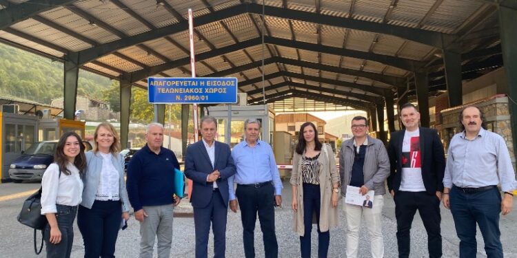 Αμανατίδης