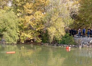 Καστοριά: Με δύο sonar συνεχίζονται οι έρευνες στην λίμνη για τον αγνοούμενο