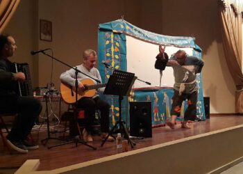 “Το σχολείο του Καραγκιόζη” ενθουσίασε μικρούς και μεγάλους στον Περδίκκα Εορδαίας