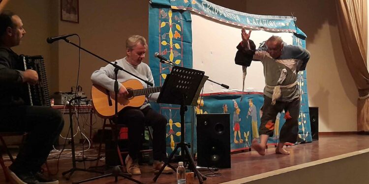 “Το σχολείο του Καραγκιόζη” ενθουσίασε μικρούς και μεγάλους στον Περδίκκα Εορδαίας