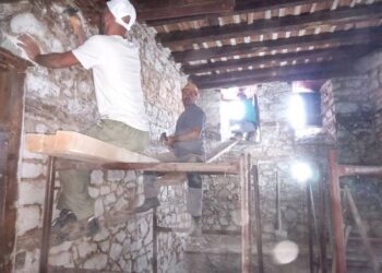 Σιάτιστα: Προχωρά η αποκατάσταση στο Αρχοντικό Μανούση. Φωτογραφίες