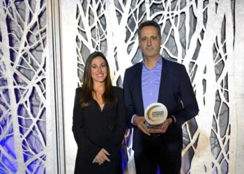 Η ΔΙΑΔΥΜΑ βραβεύτηκε στα Circular Economy Awards 2023 για τη χωριστή συλλογή των Επικίνδυνων Οικιακών Αποβλήτων στη Δυτική Μακεδονία