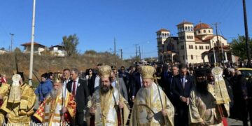 Τό Ἄργος Ὀρεστικό τίμησε τόν συμπροστάτη του Ἅγιο Νεκτάριο – ‘’Συνάντηση’’ τῶν δύο Ἁγίων Ἐπισκόπων τοῦ 20οῦ αἰῶνος