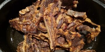 10 ισόβιοι κανόνες που μάθαμε για το ψήσιμο της προβατίνας