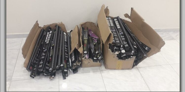 Συνελήφθησαν δύο ημεδαποί για παράνομη πώληση υαλοκαθαριστήρων στην Καστοριά