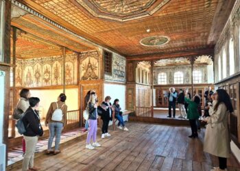 Δωρεάν θεματικές ξεναγήσεις από τον Δήμο Καστοριάς κατά την εορταστική περίοδο