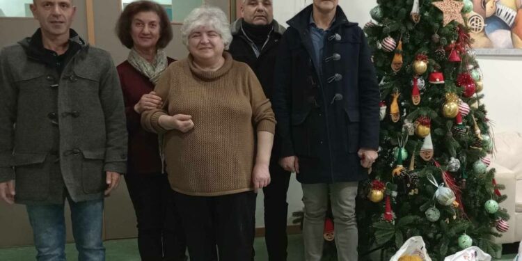 Ένωση Στρατιωτικών Κοζάνης: Παιχνίδια στα παιδιά με Αυτισμό