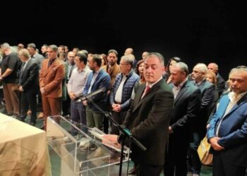 Η τελετή ορκωμοσίας του νέου δημάρχου Κοζάνης Γιάννη Κοκκαλιάρη-Ορκίστηκαν οι νέοι δημοτικοί και τοπικοί σύμβουλοι- Βίντεο και φωτογραφίες