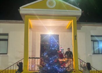 Πραγματοποιήθηκε το Άναμμα του Χριστουγεννιάτικου Δέντρου στην Ξηρολίμνη Κοζάνης