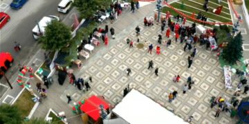 Τσοτύλι: Μάγεψε το Χριστουγεννιάτικο χωριό.  Βίντεο