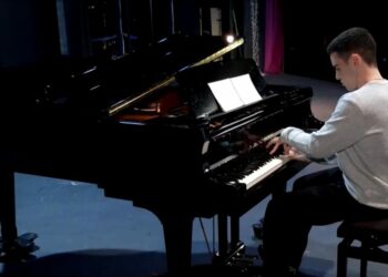 Ο 15χρονος βραβευμένος πιανίστας με καταγωγή από την Κοζάνη