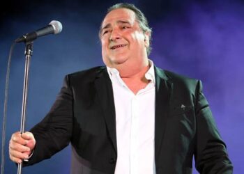 Θλίψη στο ελληνικό τραγούδι: Πέθανε ο Βασίλης Καρράς