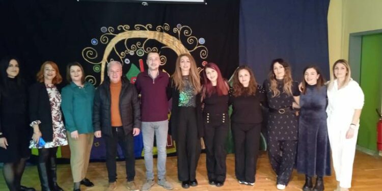 Χριστουγεννιάτικα δώρα στους μαθητές του Ειδικού Νηπιαγωγείου Κοζάνης.