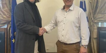 «Κρίσιμο στοίχημα η διαδημοτική συνεργασία» – Συνάντηση Κοκκαλιάρη-Ελευθερίου για αδέσποτα ζώα συντροφιάς