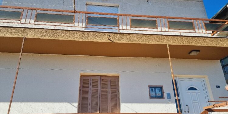 Ενοικιάζεται διαμέρισμα στη Σιάτιστα