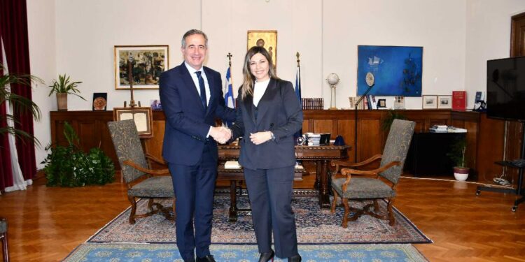 Συνάντηση του ΥΜΑΘ Στάθη Κωνσταντινίδη με την Υπουργό Κοινωνικής Συνοχής και Οικογένειας κα. Σοφία Ζαχαράκη