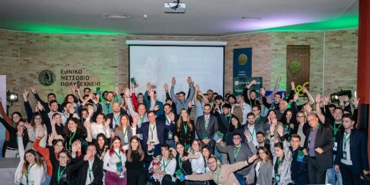 Διάκριση για δύο φοιτητικές ομάδες του Πανεπιστημίου Δυτικής Μακεδονίας στο GreenTech Challenge.