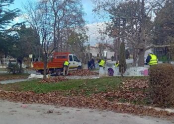 Δήμος Κοζάνης: Εργασίες καθαρισμού και χαλικόστρωσης στην Κοινότητα Κρόκου