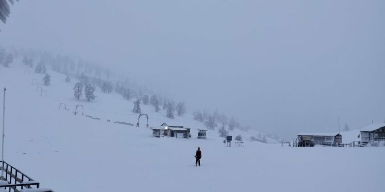 Έπεσε πολύ χιόνι στη Βασιλίτσα