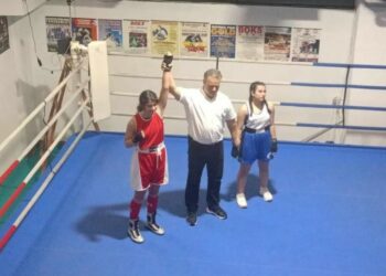 Πρώτη θέση με νοκ άουτ για τη Δήμητρα Καρπόζηλου από το Τσοτύλι