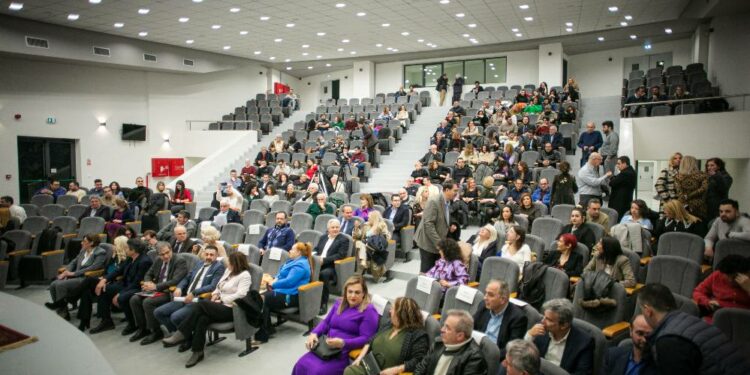 Πραγματοποιήθηκε ο |Εορτασμός των Τριών Ιεραρχών και κοπή της πρωτοχρονιάτικης πίτας του Πανεπιστημίου Δυτικής Μακεδονίας