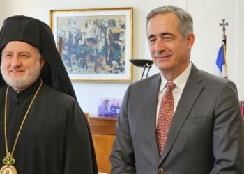 Συνάντηση του Υφυπουργού Εσωτερικών, αρμόδιου για θέματα Μακεδονίας και Θράκης Στάθη Κωνσταντινίδη, με τον Σεβασμιώτατο Αρχιεπίσκοπο Αμερικής κ. Ελπιδοφόρο