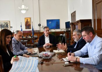 Συνάντηση του Υφυπουργού Μακεδονίας και Θράκης με τον Δήμαρχο Εορδαίας στο Διοικητήριο