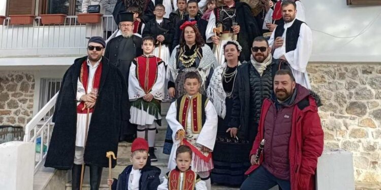 Γαλατινή: Βγήκαν οι Γκδουνάδες την Πρωτοχρονιά. Βίντεο