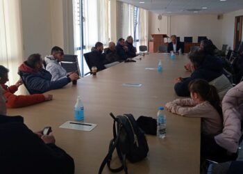 Συνάντηση Περιφερειάρχη με αγρότες και ιδιοκτήτες – οδηγούς φορτηγών. Βίντεο