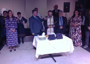 Με μεγάλη επιτυχία ο ετήσιος χορός του Συλλόγου Βοϊωτών Κοζάνης. Βίντεο