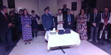 Με μεγάλη επιτυχία ο ετήσιος χορός του Συλλόγου Βοϊωτών Κοζάνης. Βίντεο