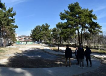 Στον Δημοτικό Κήπο Κοζάνης ο Αντιδήμαρχος Τεχνικών Έργων Κώστας Βόμβας