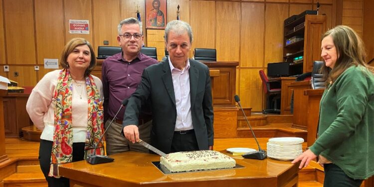 Κοπή πίτας του Συλλόγου Υπαλλήλων της Περιφέρειας (Έδρας) και της Π.Ε. Κοζάνης