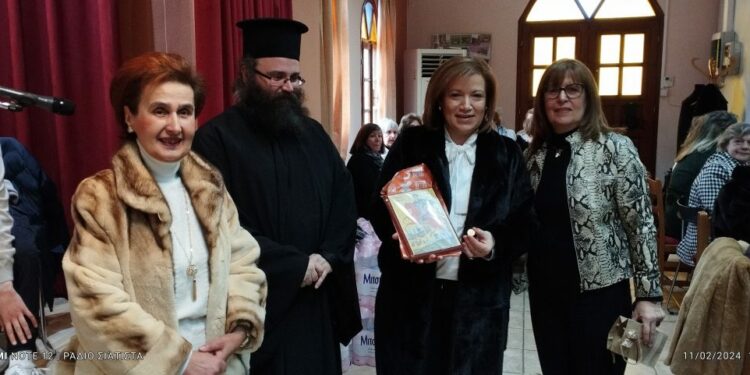 Σιάτιστα: Η Εθελοντική Δράση Πολιτών, έκοψε την Βασιλόπιτα