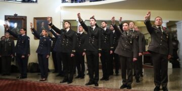 Ορκίστηκαν έφεδροι αξιωματικοί οι ολυμπιονίκες – Έκλεψε τις εντυπώσεις ο Μίλτος Τεντόγλου