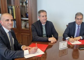 Υπογραφή μνημονίου συνεργασίας του Πανεπιστημίου Δυτικής Μακεδονίας και της Deloitte