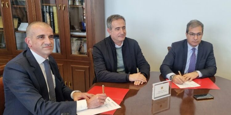 Υπογραφή μνημονίου συνεργασίας του Πανεπιστημίου Δυτικής Μακεδονίας και της Deloitte